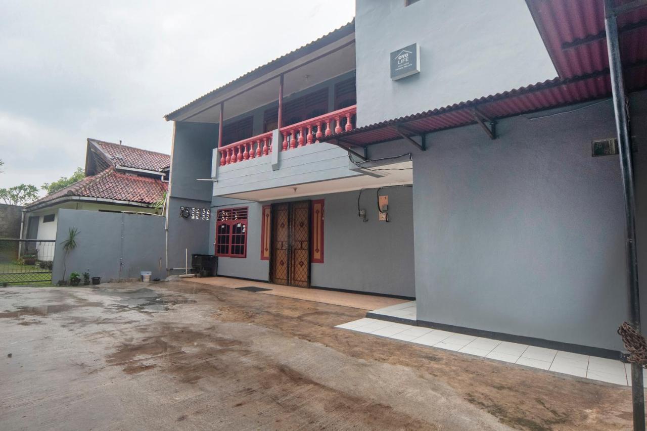 Oyo Life 3034 Taman Melati Hotel Депок Екстериор снимка